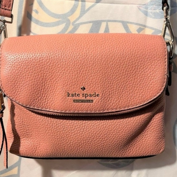 Kate Spade Jackson Street Small Harlyn Leather Crossbody, EUC - Picture 1 of 4